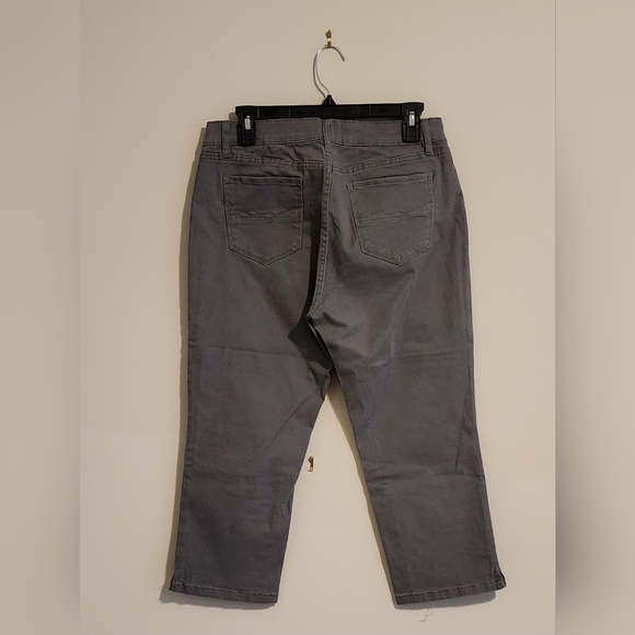 NWT - New York & Company Soho Curvy Cropped Legging - Picture 5 of 5